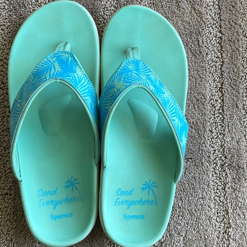 -SPENCO Women's Support Aqua w/ periwinkle blue palms Flip-Flops thongs Size 10D